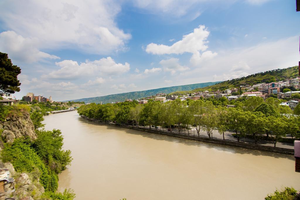 Metekhi'S Galavani Hotel Tbilisi Luaran gambar