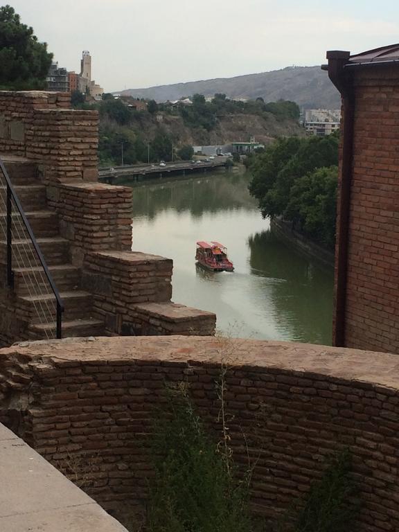 Metekhi'S Galavani Hotel Tbilisi Luaran gambar