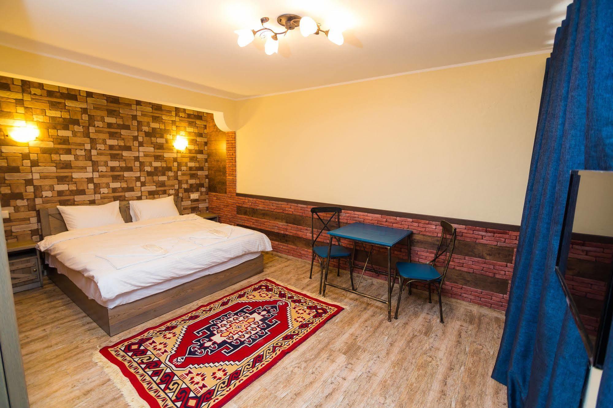 Metekhi'S Galavani Hotel Tbilisi Luaran gambar